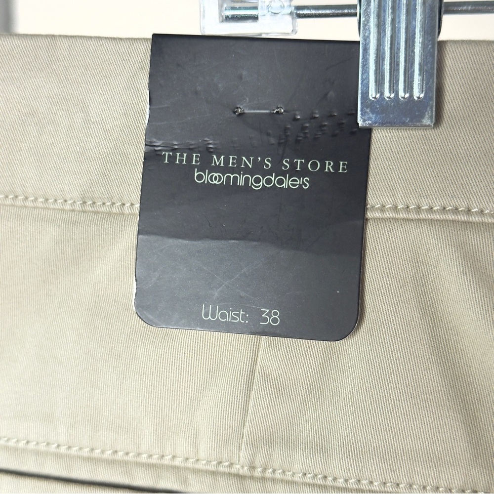 Bloomingdale's Tan Flat Front Men’s Shorts - Picture 6 of 12